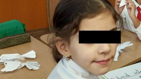 Tăcerea criminală a mai făcut o victimă! Mai multă lume știa de tortura la care era supusă Alexandra, fetița de 9 ani care a fost ucisă în bătaie de propria mamă